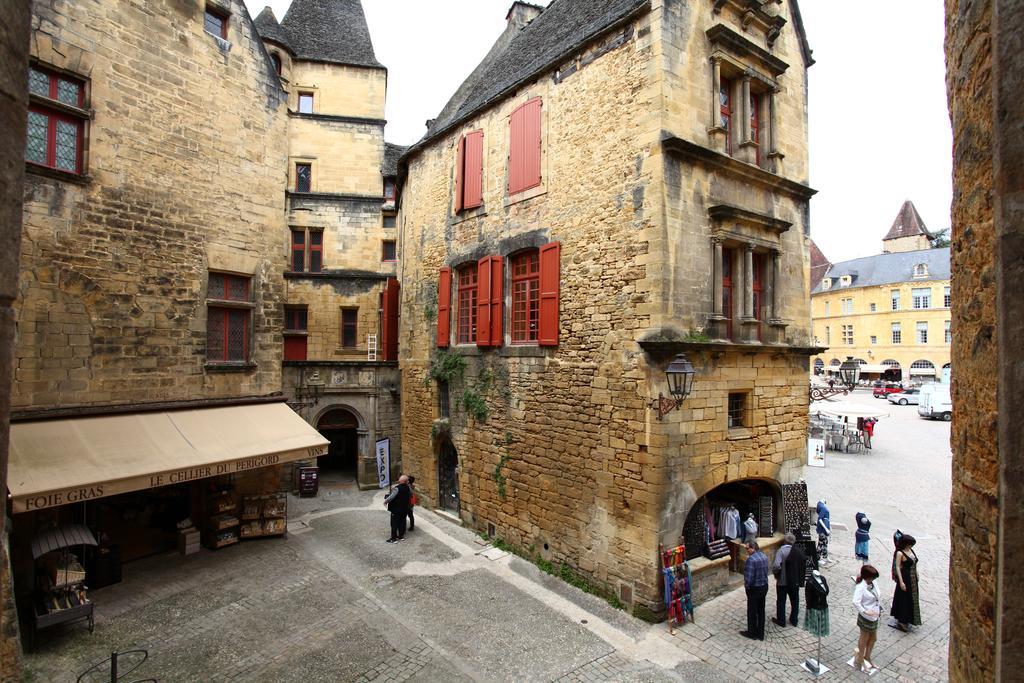 Appartamento Le Royere Sarlat Esterno foto