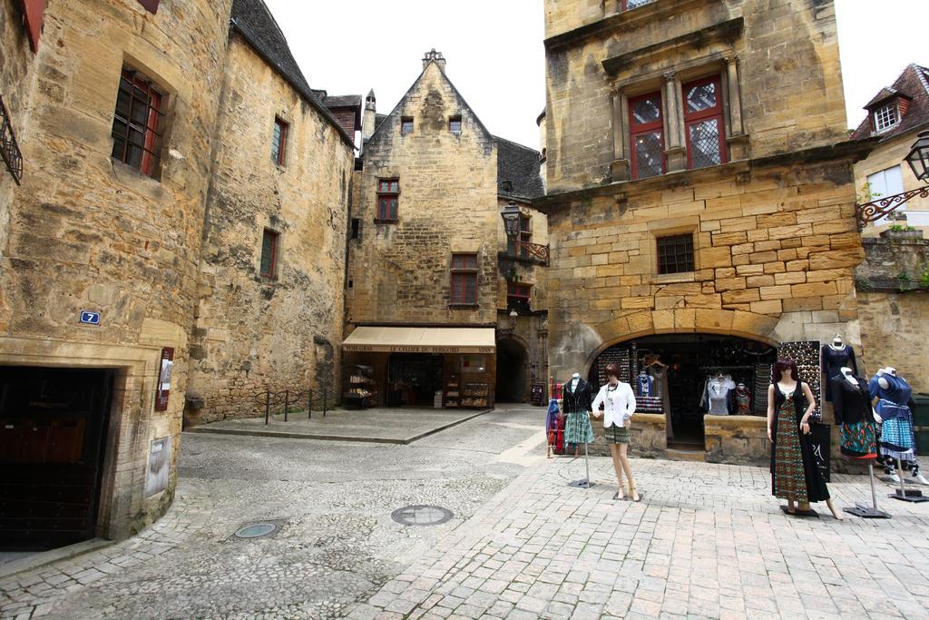 Appartamento Le Royere Sarlat Esterno foto