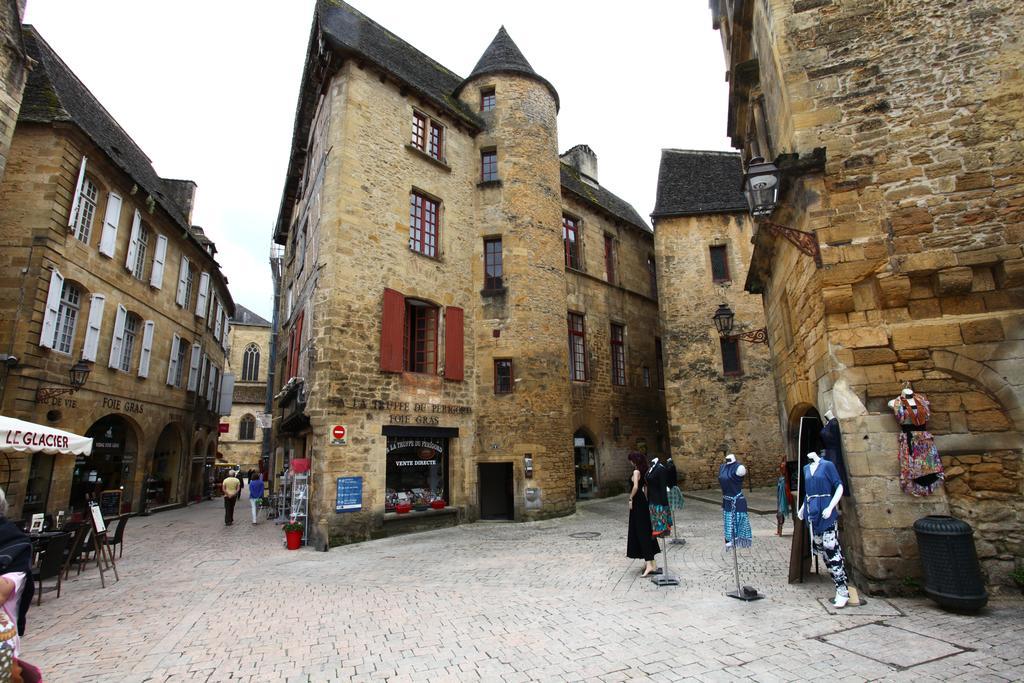 Appartamento Le Royere Sarlat Esterno foto